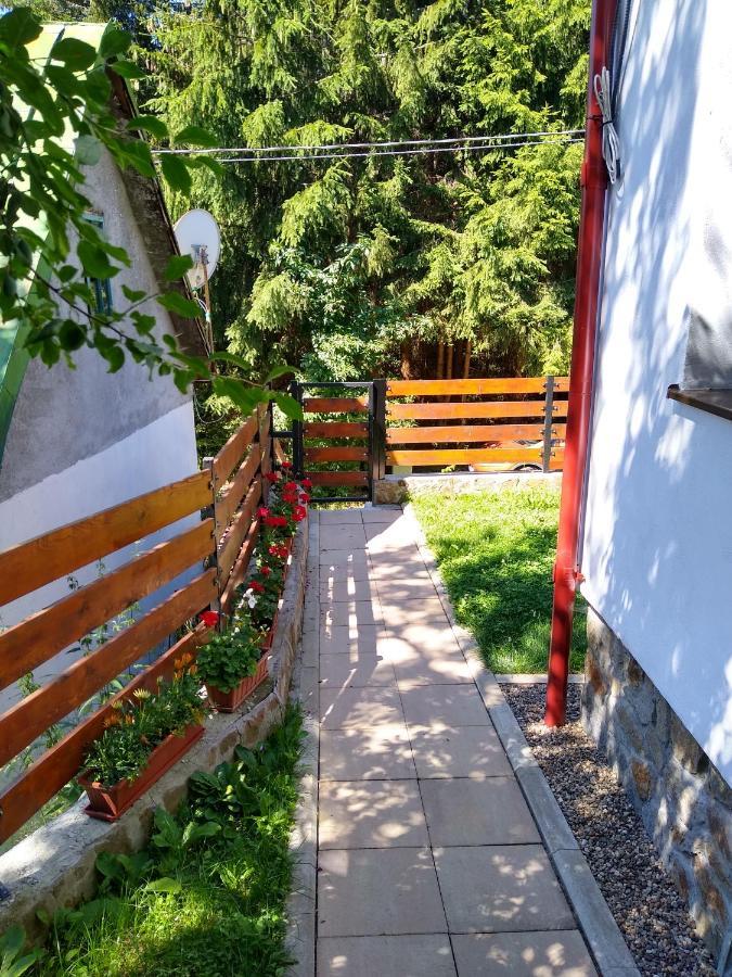 New And Comfortable Two Bedroom House Гэрына Экстерьер фото